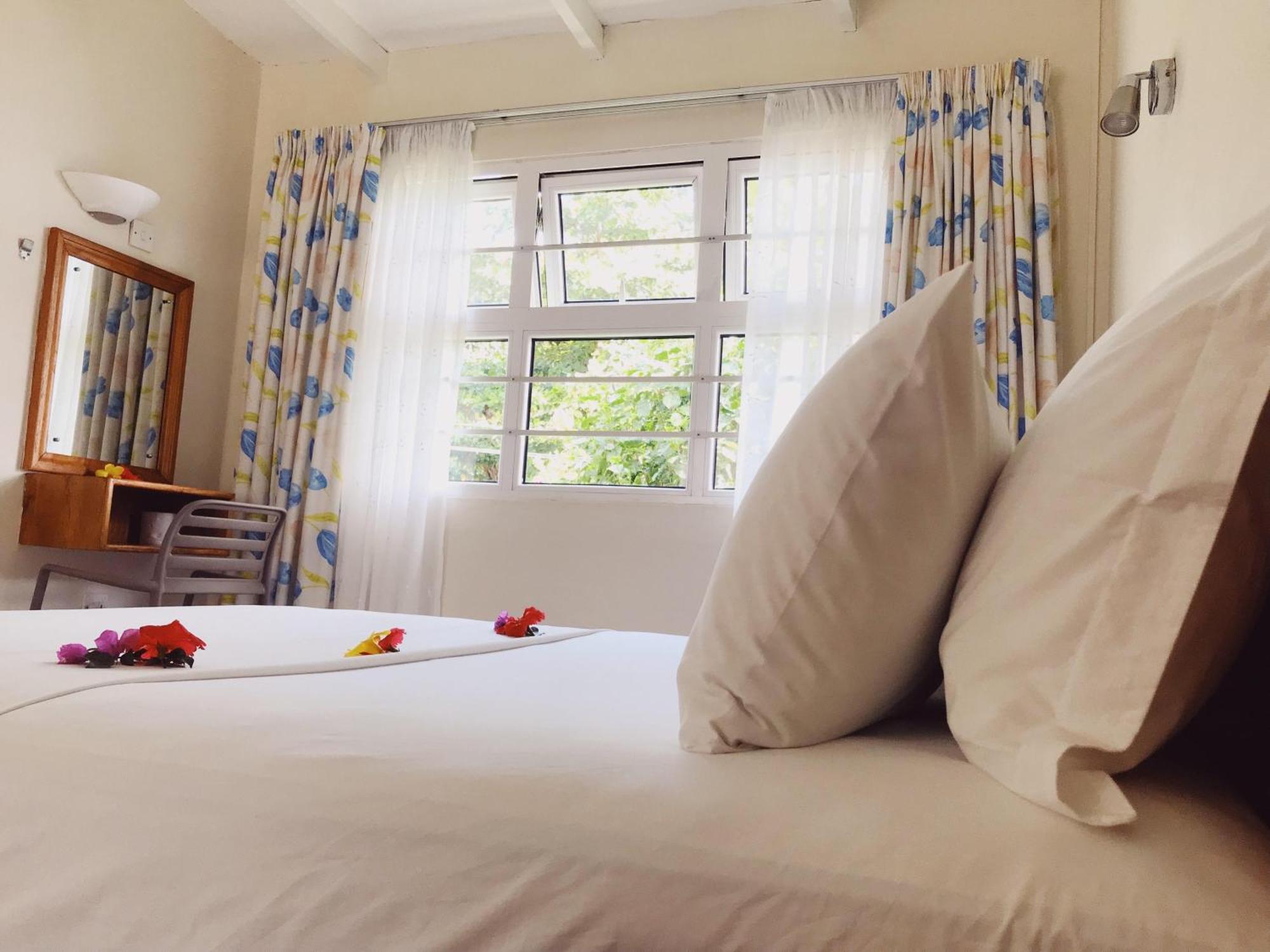 Panorama Guesthouse Apartments Beau Vallon Beach מראה חיצוני תמונה